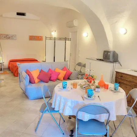Apartamento Giulia Diano Castello